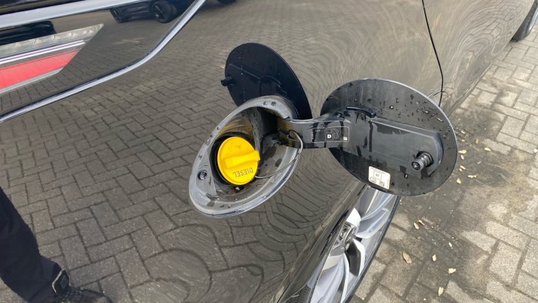 Land Rover Discovery 3.0 D250 R-Dynamic SE 5dr Auto Diesel Station Wagon